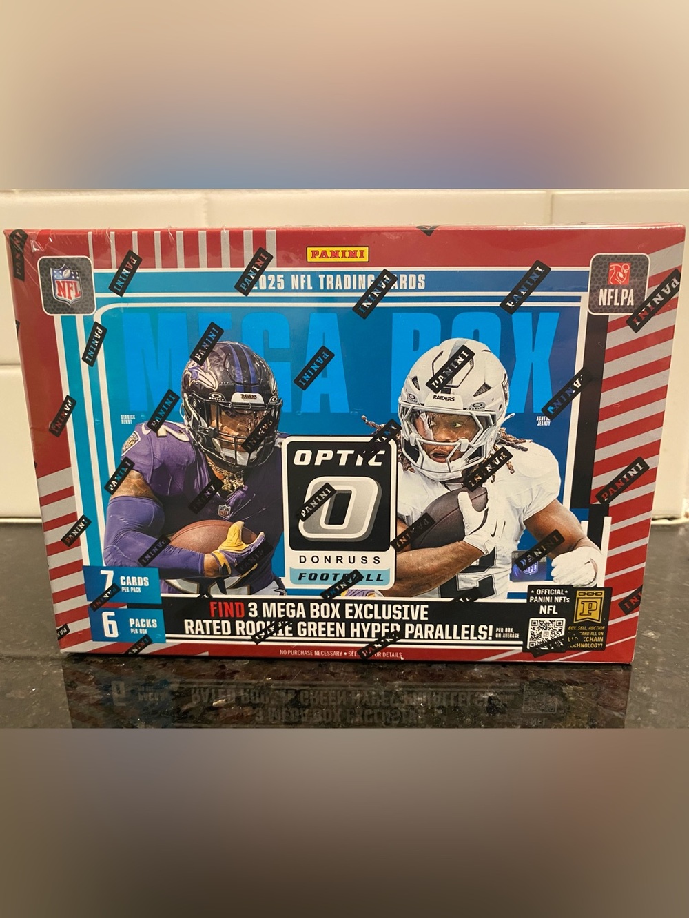 Panini - 2025 Donruss “Optic” NFL Football Mega Box (NEW/SEALED) - Picture 3 of 15